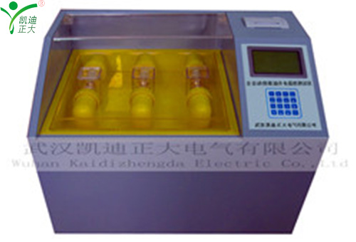 三油杯絕緣油耐壓測(cè)試儀技術(shù)特點(diǎn)是？